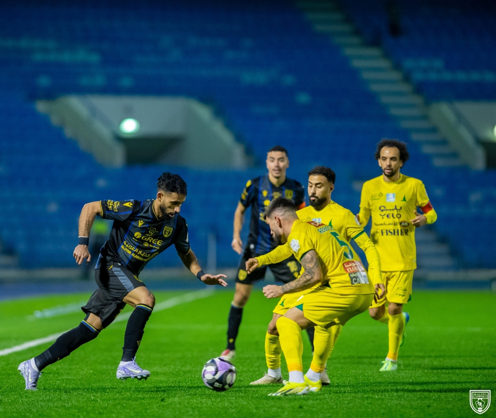 التعاون يتخطى الخليج بهدف صابيري في الوقت القاتل