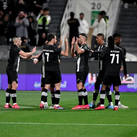 الشباب يستعيد ثنائي الفريق قبل مباراة التعاون