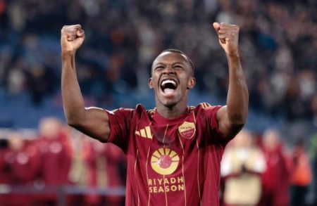 بمشاركة سعود عبد الحميد.. روما يفوز على بورتو ويتأهل لثمن نهائي اليوروباليغ