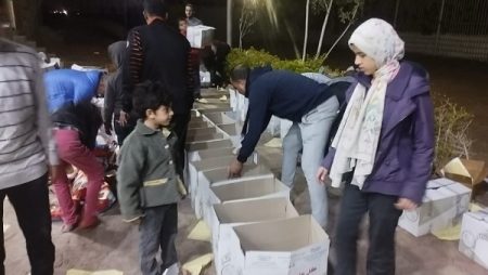 مبادرة الخير .. أهالي قرية شبرا النملة بالغربية يجهزون شنط رمضان لدعم الأكثر احتياجا