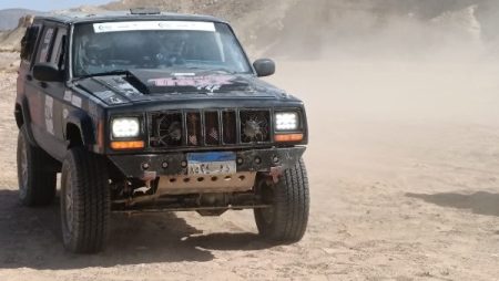 انتهاء المرحلة الثانية من سباق الجونة باها للسيارات .. صور