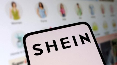 خطط الاكتتاب العام Shein التي ضربتها قمع الطرود منخفضة التكلفة ترامب