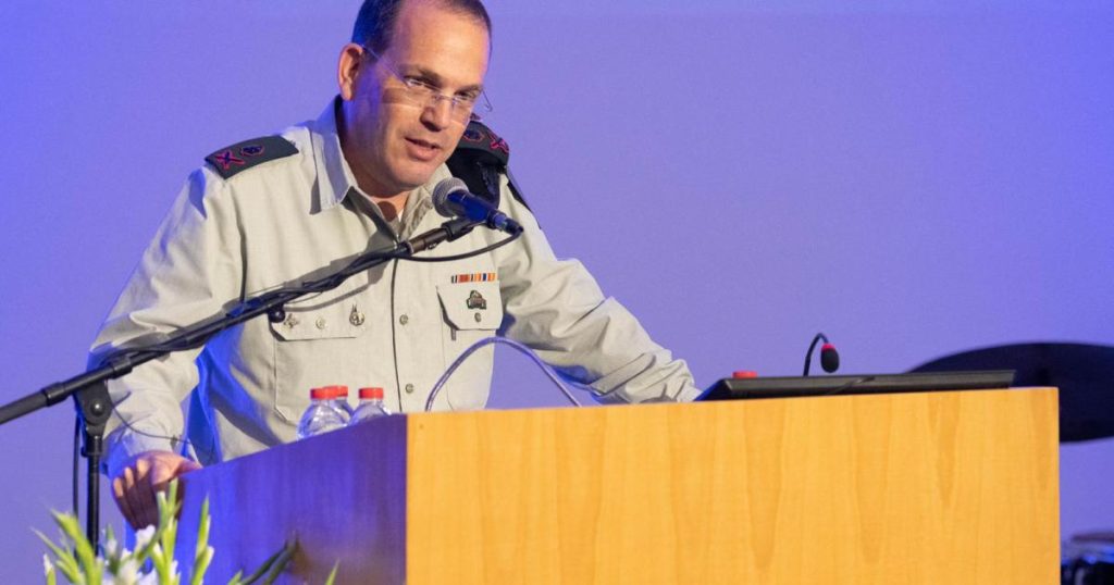 الرجل الثالث في الجيش الإسرائيلي يطلب التقاعد