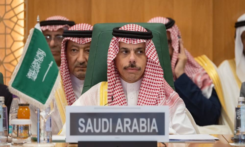 وزير الخارجية يؤكد ضرورة استدامة وتنفيذ وقف إطلاق النار في غزة وإلزام إسرائيل باحترام القانون الدولي