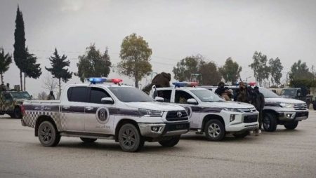 هجوم على مصلين في ريف حماة بسوريا يوقع قـ. ـتلى وجرحى