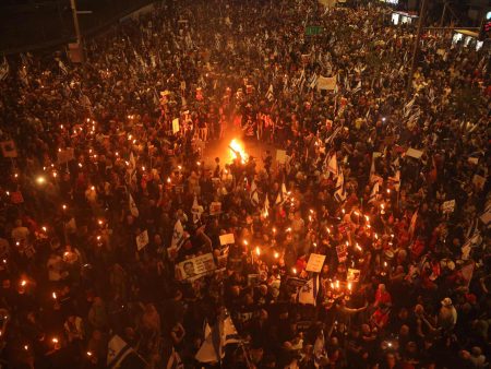 غزة بعد الاتفاق.. مظاهرات في 70 موقعا بإسرائيل للمطالبة بصفقة أسرى وتصعيد بالضفة