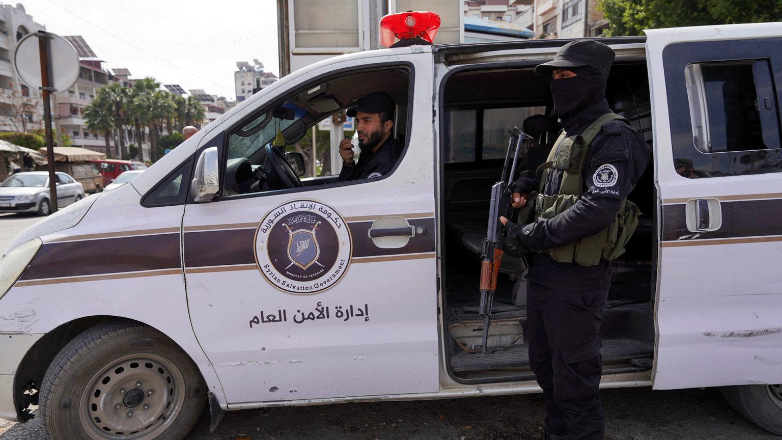 هل أحداث الساحل والمزة بسوريا نتاج سياسة “اذهبوا فأنتم الطلقاء”؟