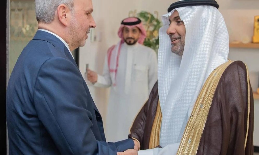 وزير الصحة ونظيره الإيطالي يبحثان تعزيز التعاون في القطاع الصحي