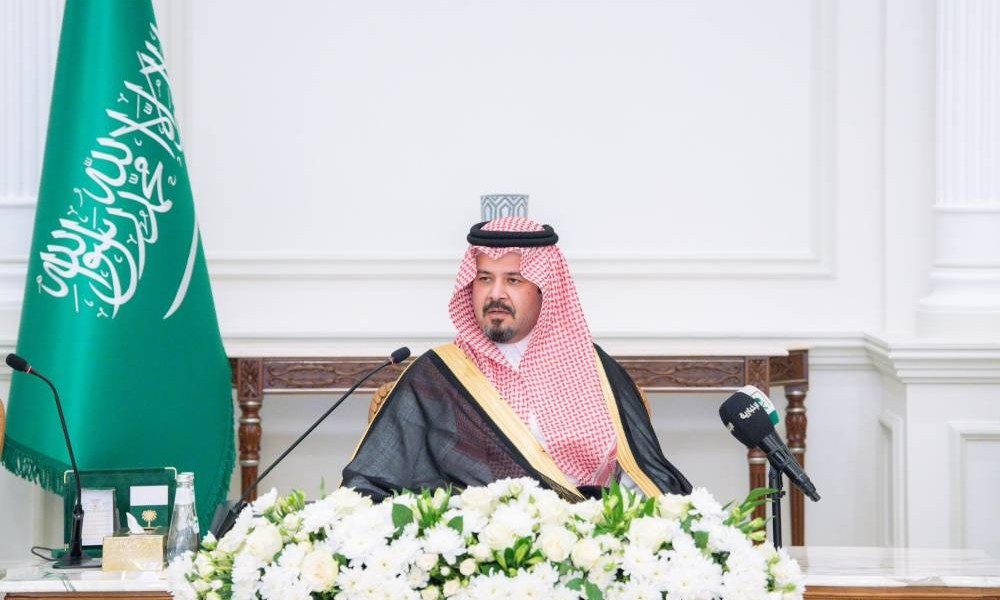 أمير المدينة يرعى افتتاح ندوة عن «جهود المملكة في صيانة جناب التوحيد»