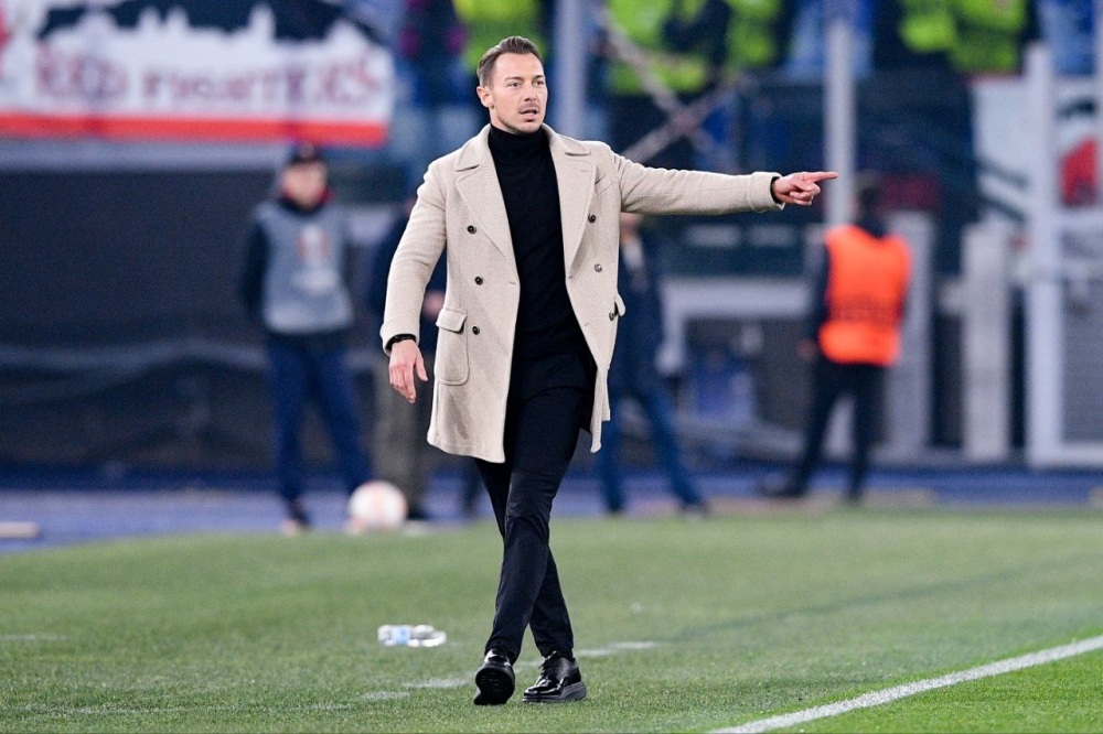 يايسله يفاضل بين ثنائي الأهلي لتعويض غياب لاعبه أمام الاتحاد