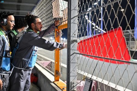 مشهد وطني ملهم.. شباب المملكة يبدعون في جائزة السعودية الكبرى stc