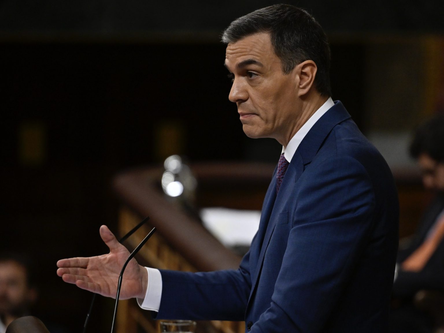 إسبانيا تشكر المغرب وتوضح نسبة “اختفاء” الكهرباء