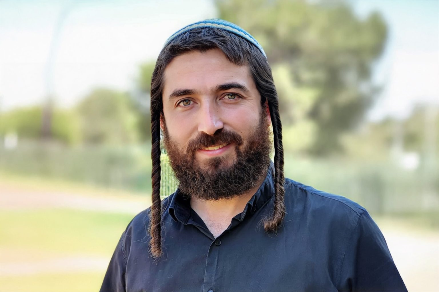 عضو متطرف بالكنيست يقتحم الأقصى وبن غفير سعيد