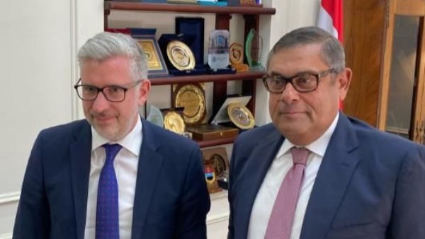 توافق سياسي ودفع اقتصادي في ظل أزمات إقليمية متصاعدة