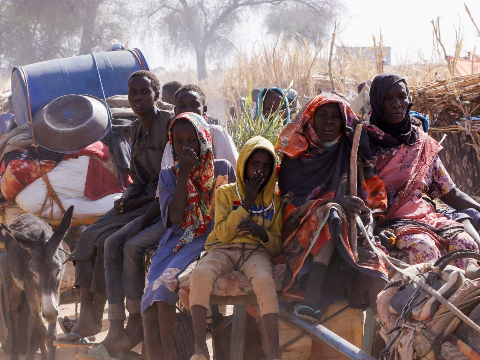 قتلى بمخيم عطبرة والحرب تجبر 13 مليون سوداني على الفرار