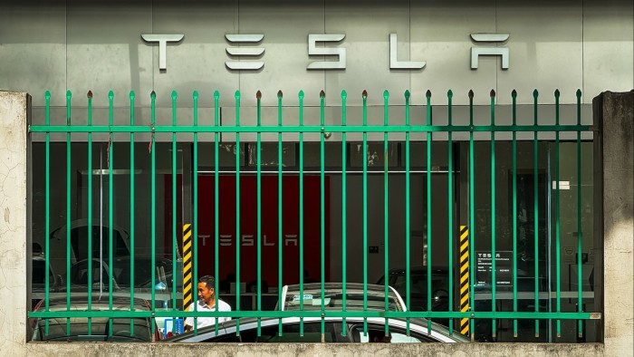 الحرب التجارية تضرب الشركات الأجنبية في الصين بتعريفات مزدوجة