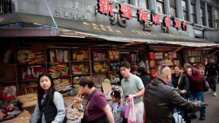 حرب التعريفة ترامب تأتي إلى الحي الصيني في نيويورك