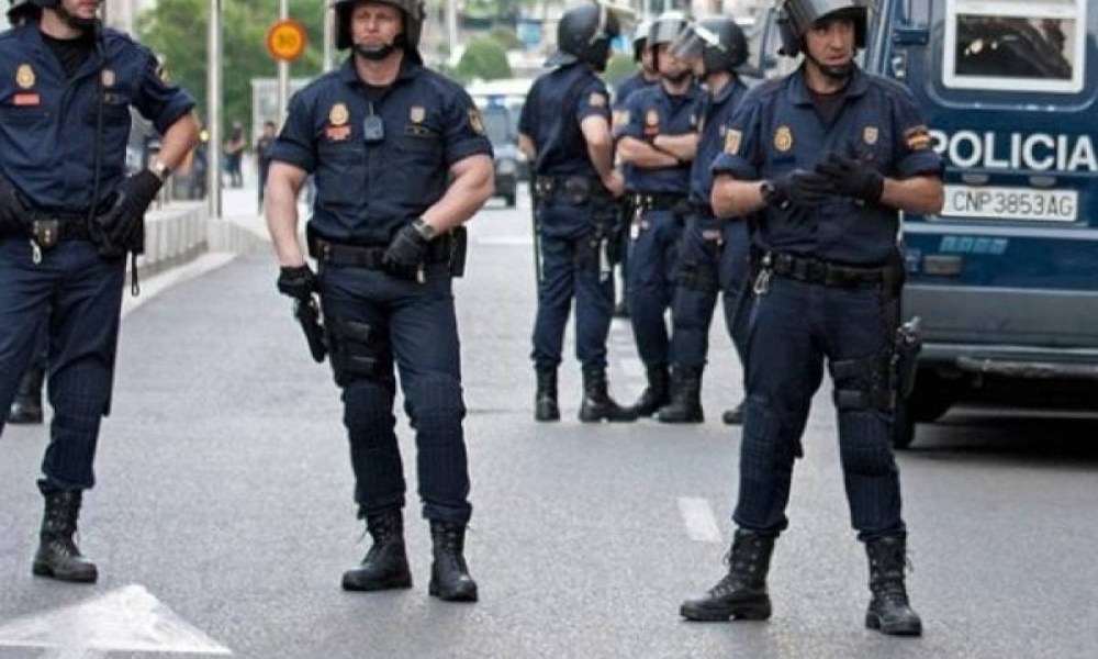 إسبانيا تعتقل مستشار رئيس وزراء غينيا