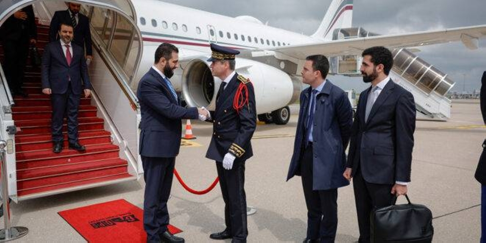 في أول زيارة إلى أوروبا.. الشرع يبحث مع ماكرون إعادة إعمار سورية