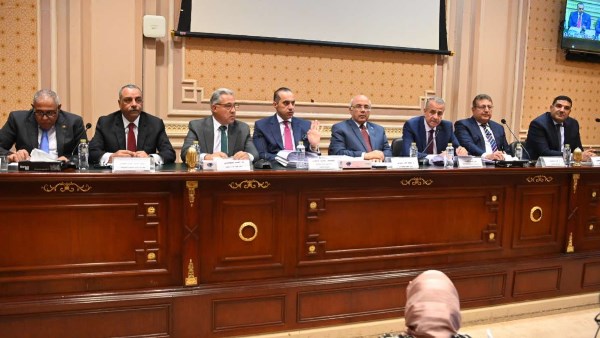 إسكان النواب تشيد بجهود وزير الشئون النيابية في مناقشات الإيجار القديم