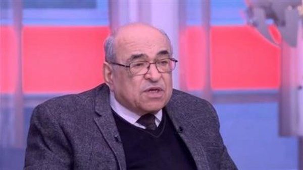 مصطفى الفقي: السوشيال ميديا لا ترحم في “عصر فاضح”