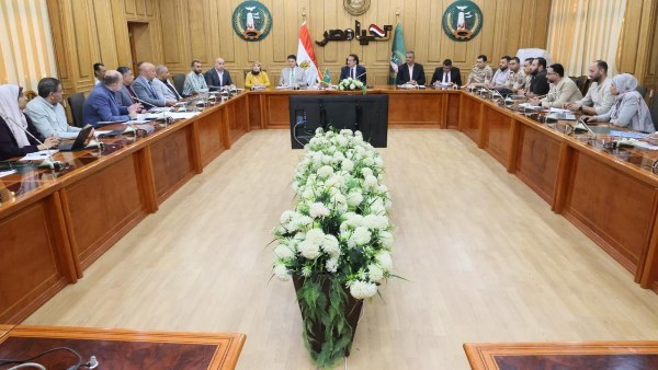 محافظ المنوفية: تذليل العقبات أمام مشروعات حياة كريمة.. تسريع معدلات الإنجاز للانتهاء من الأعمال.. ويوجه شركة المياه بتلافي ملاحظات محطة صرف سرسموس