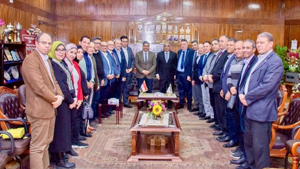 جامعة طنطا تحصد وسام نجمة المستشفيات من الطبقة الأولى تقديرًا لعطائها الوطني
