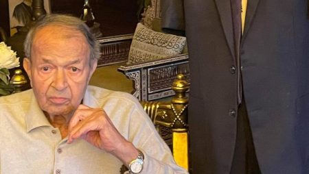 أرض مقابل ربع جنيه.. رئيس إذاعة القرآن الكريم الأسبق ينعى ابن الشيخ مصطفى اسماعيل بقصة مؤثرة