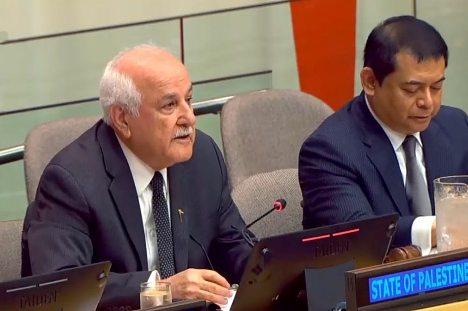 خلال فعالية لأحياء ذكرى النكبة بالأمم المتحدة.. عباس يدعو لإنهاء الحرب بغزة