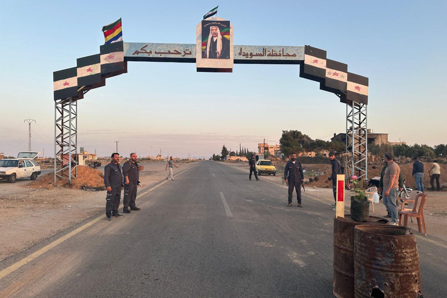 الشرطة السورية تنتشر على مدخل السويداء تنفيذا للاتفاق مع الحكومة