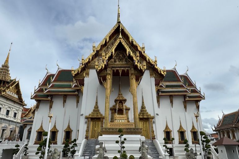 أحد المباني داخل القصر الملكي الكبير في بانكوك عاصمة تايلند / تصوير أنس زكي - الجزيرة نت