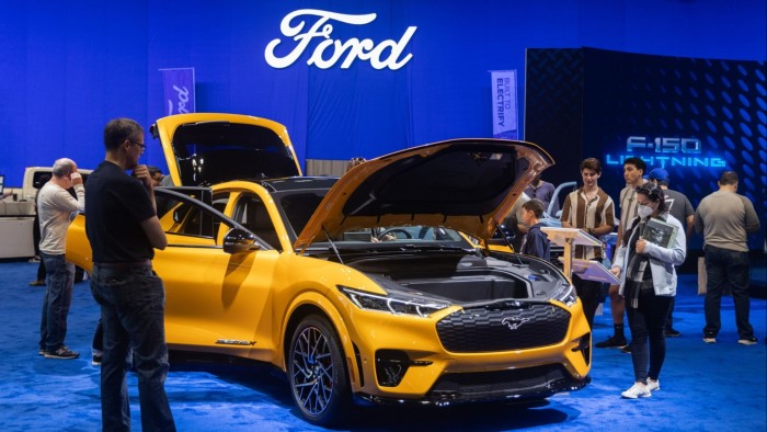 تتوقع فورد الحصول على ربح بقيمة 1.5 مليار دولار من تعريفة ترامب