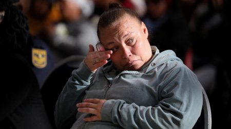 الأم جنوب إفريقيا حُكم عليها بالسجن مدى الحياة لبيعها ابنتها