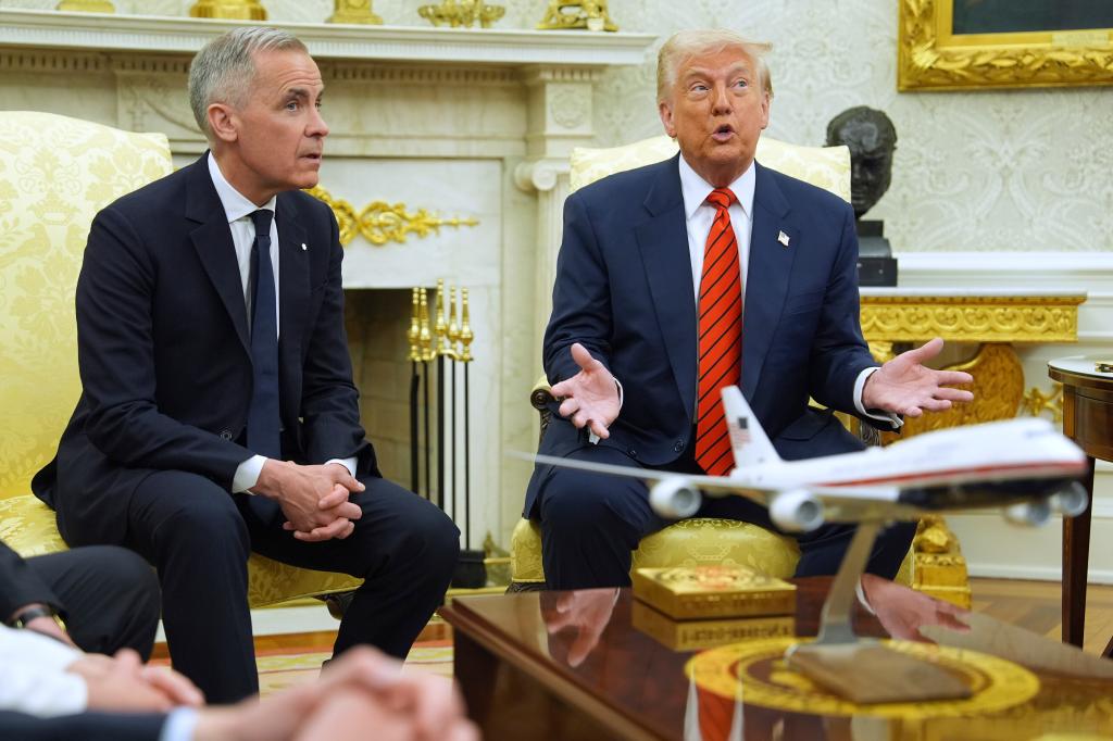 يثير ترامب “إعلان كبير للغاية” قبل رحلة الشرق الأوسط