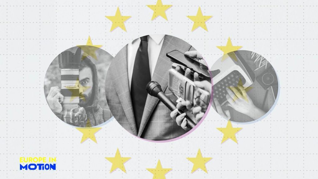 عدد أقل من الصحفيين ولكن المزيد من الناشرين في الاتحاد الأوروبي: هل يلوم الذكاء الاصطناعي على هذا التحول؟