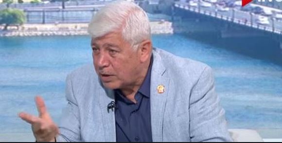 الغباري: صورايخ إيران تضرب مساحات.. وطائرات إسرائيل تضرب أهدافا