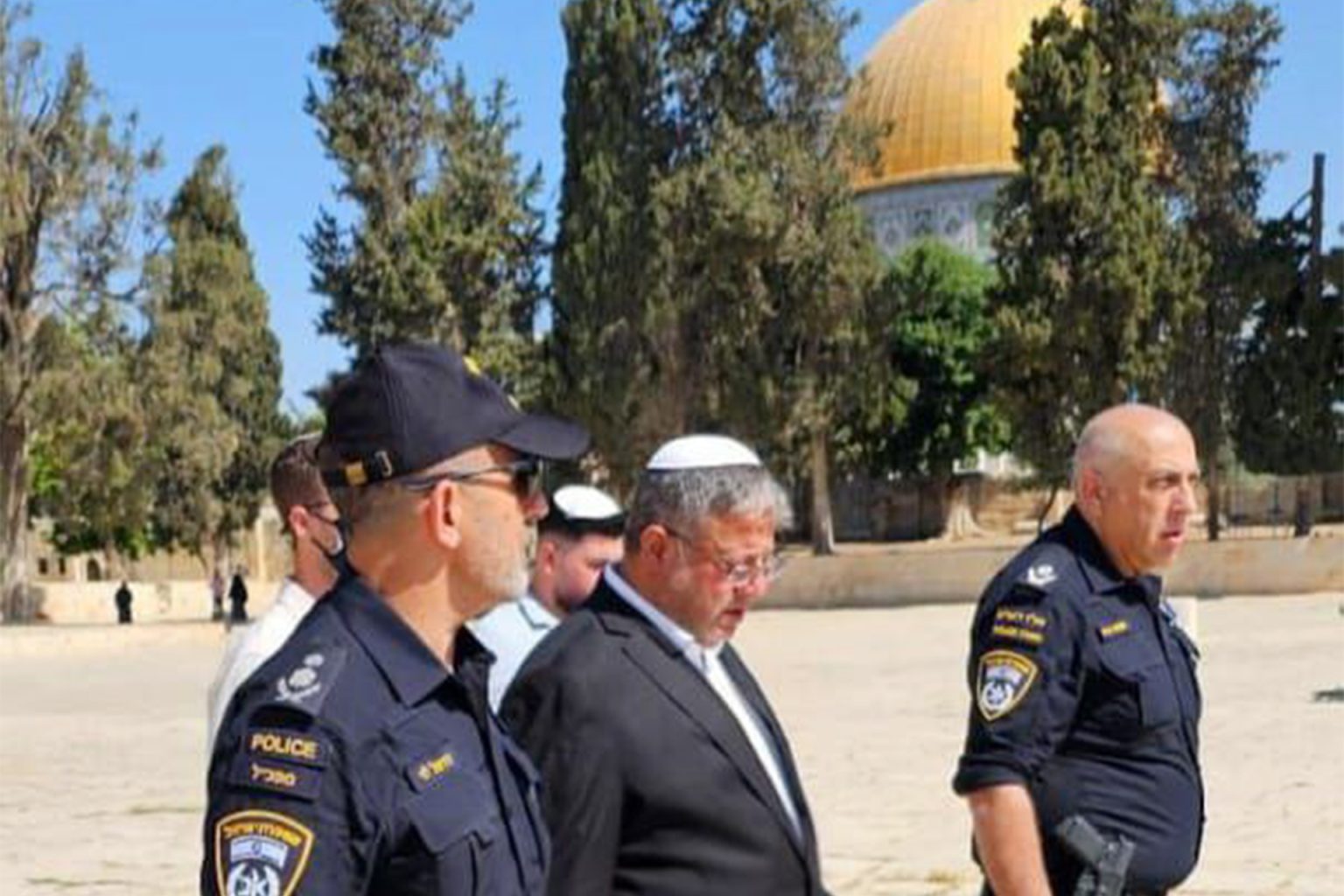 بن غفير يجدد اقتحامه للمسجد الأقصى للمرة العاشرة منذ توليه منصبه