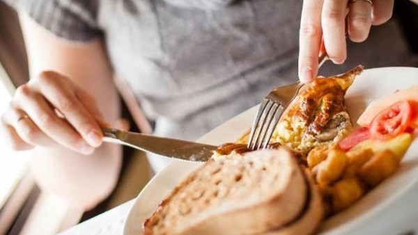 من غير تأنيب ضمير.. خطوات تساعدك على الالتزام بنظامك الغذائي مرة أخرى