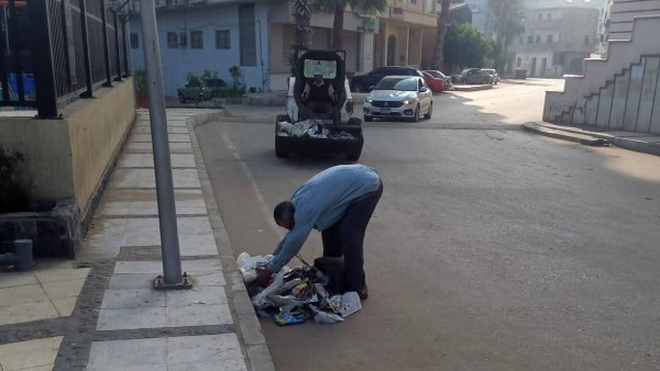 رفع مخلفات العيد بالشوارع بمدن وقرى دمياط