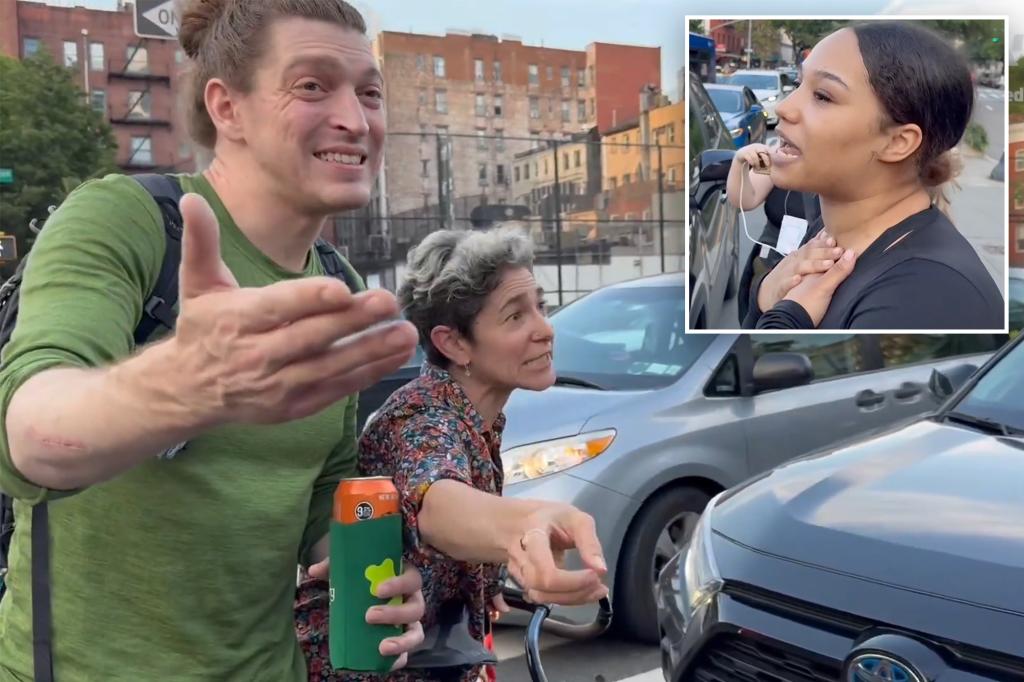 يتسخر المتظاهرون المضمونون في مدينة نيويورك المتغطرس إلى امرأة تتوسل إليهم للسماح لها بالوصول إلى العمل