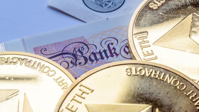 حظر المصاعد في المملكة المتحدة على بعض الأوراق المالية المرتبطة بالتشفير لمستثمري التجزئة