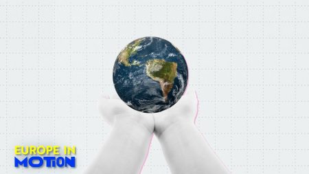 كيف أثرت التخفيضات على المساعدات الإنسانية على القطاع؟