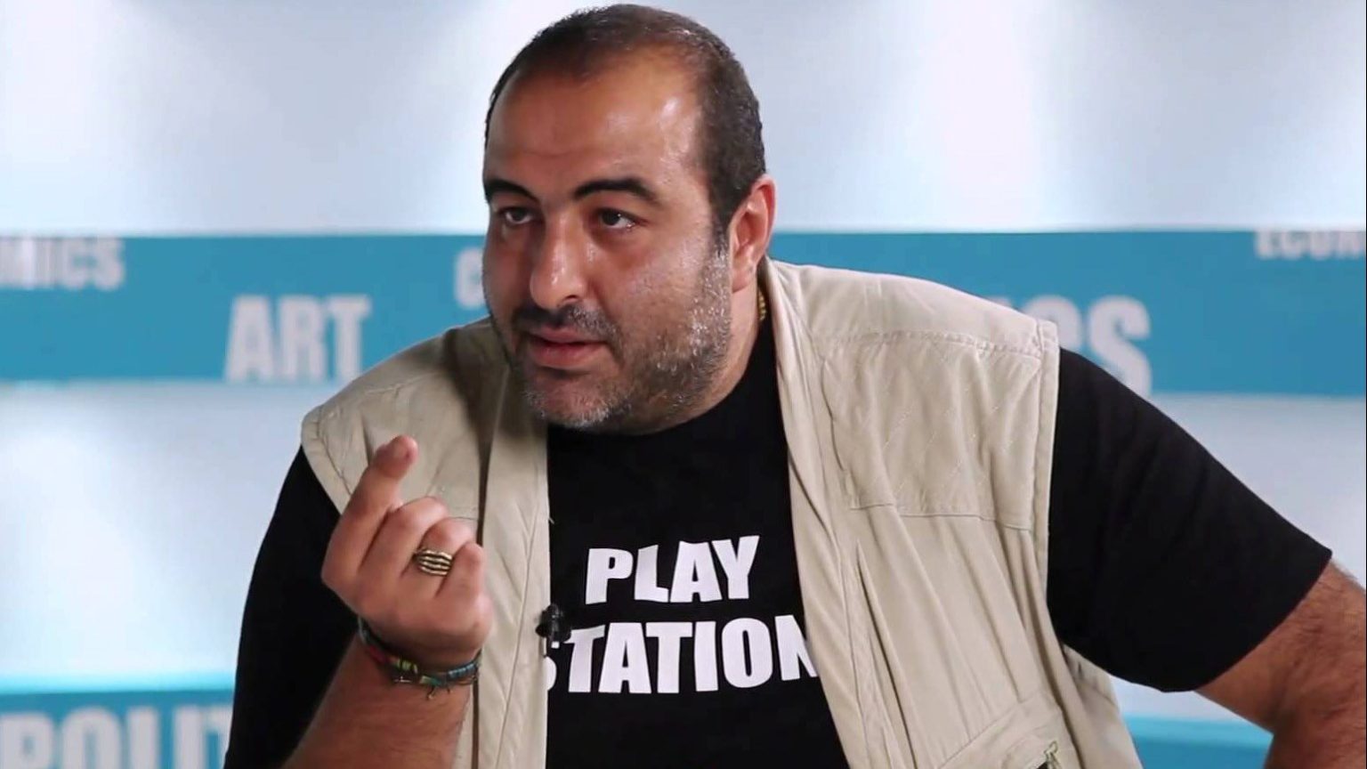 منة فضالي تنعي المخرج الراحل سامح عبد العزيز