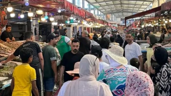 سوق أسماك بورسعيد الحضاري  يشهد إقبالًا من أبناء الباسلة وزائريها .. صور