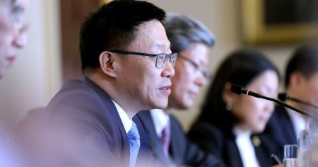 الصين تعول على الاستهلاك لتحريك اقتصادها