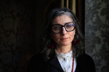 حماس تدين العقوبات الأميركية على ألبانيزي