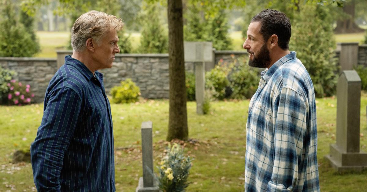 كريستوفر ماكدونالد وآدم ساندلر في سعيد جيلمور 2