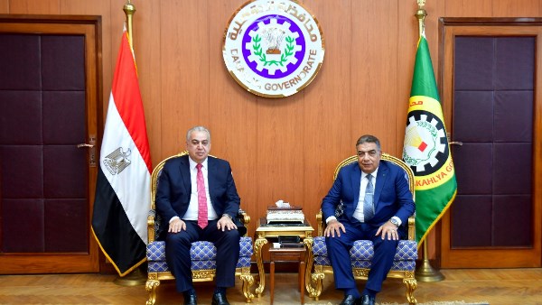 موجز الدقهلية.. المحافظ يتفقد المركز التكنولوجي ويستقبل مدير الأمن.. إصابة شخص إثر انقلاب سيارة.. وإصابة خمسة في حادث آخر