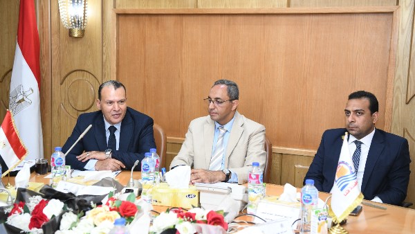 قنا.. ورشة عمل تستعرض خطط التنمية بالصعيد ودعم التنافسية وتحسين الخدمات