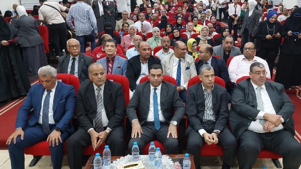 نائب محافظ بورسعيد ووكيل التعليم يشهدان حفل تكريم أوائل التعليم الفنى